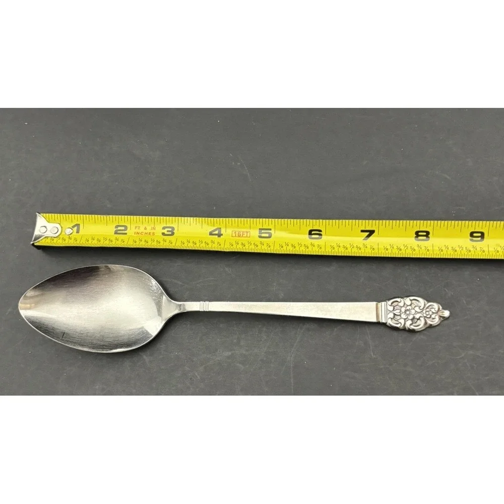 2 Oneida Nordic Crown Tablespoons 8 1/4